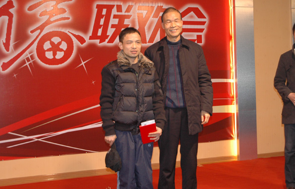 上上舉辦“虎嘯迎新春 蓄勢創(chuàng  )未來(lái)”2010年新春聯(lián)歡會(huì )